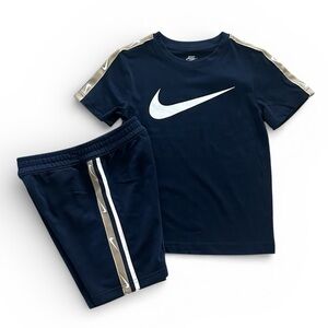 *New* Nike Navy Blue Short Sleeve Logo Tee & Shorts 2 Piece Set Boys Size 6